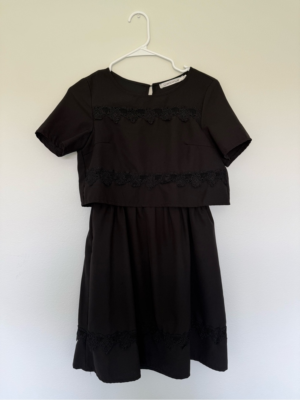 Classic Black Lace-Trim Knee length Dress